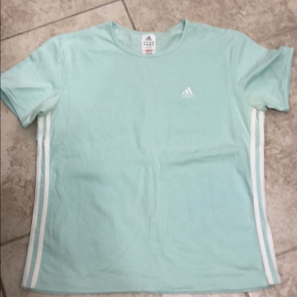 adidas Tops - Green Adidas tee